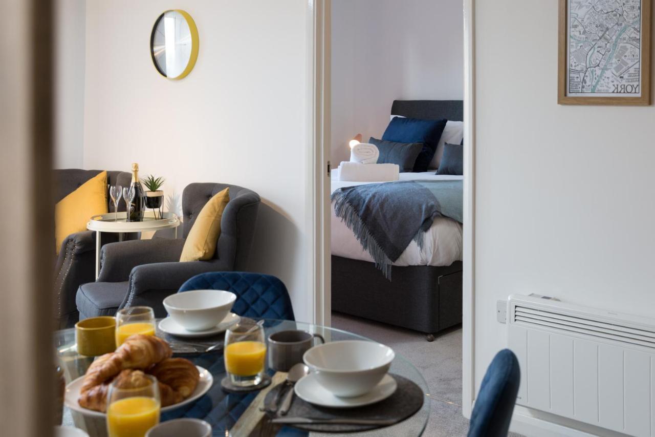 The Aura York